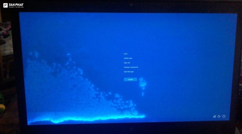man-hinh-laptop-bi-am (3)
